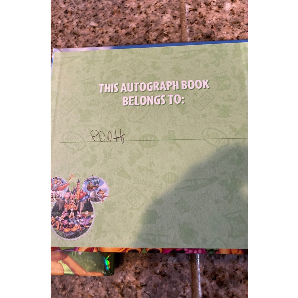 2 Disneyland Autograph Books - Picture 4 of 5